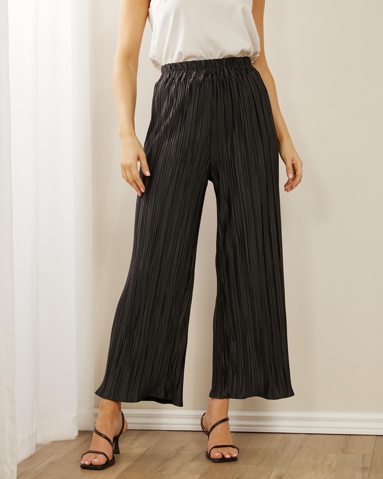 Cosette Plisse Crop Pants