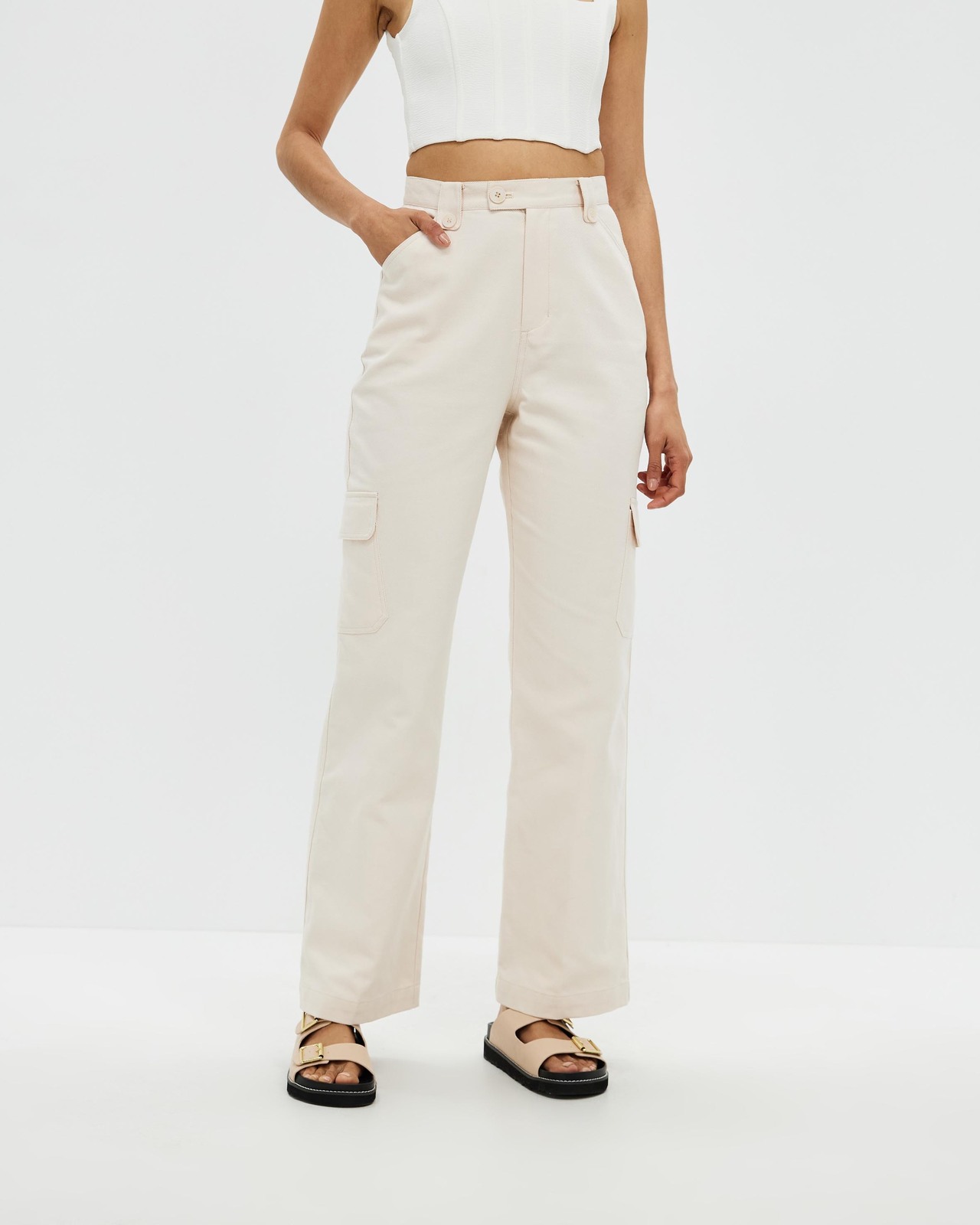 Straight Leg Pocket Detail Pants