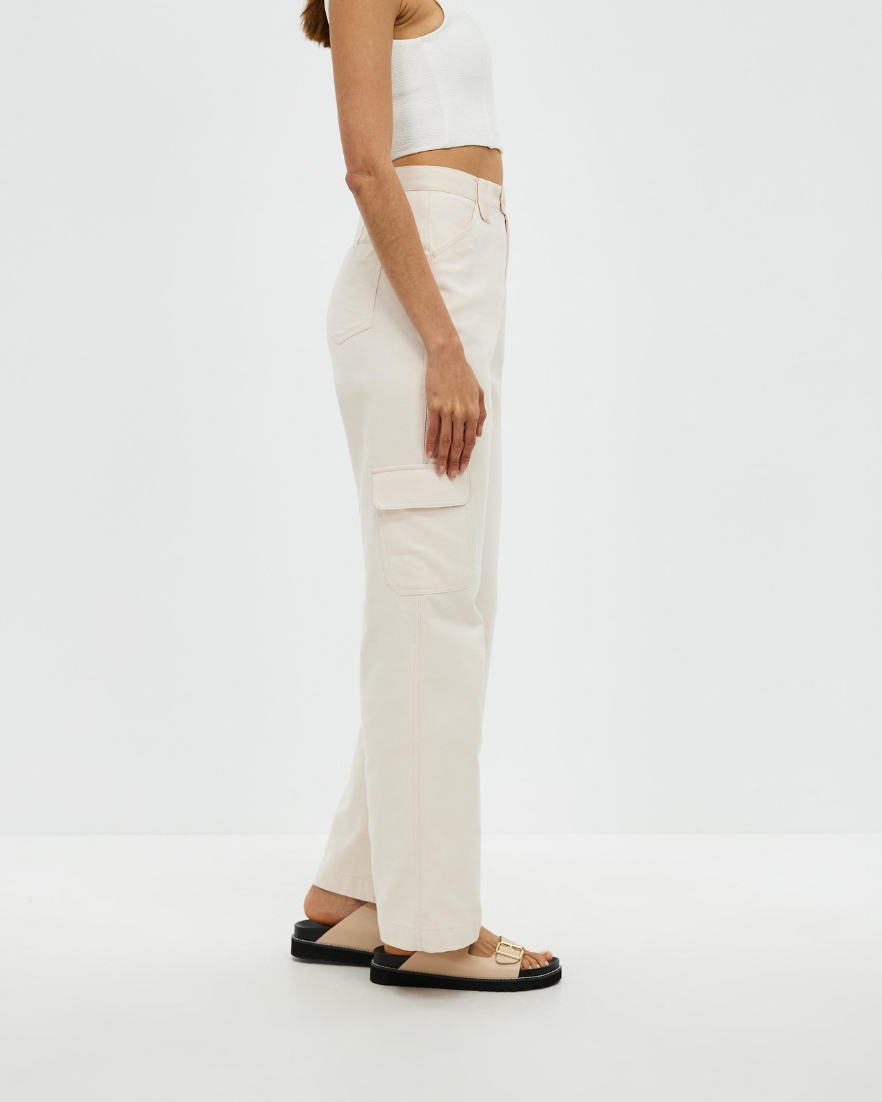 Straight Leg Pocket Detail Pants