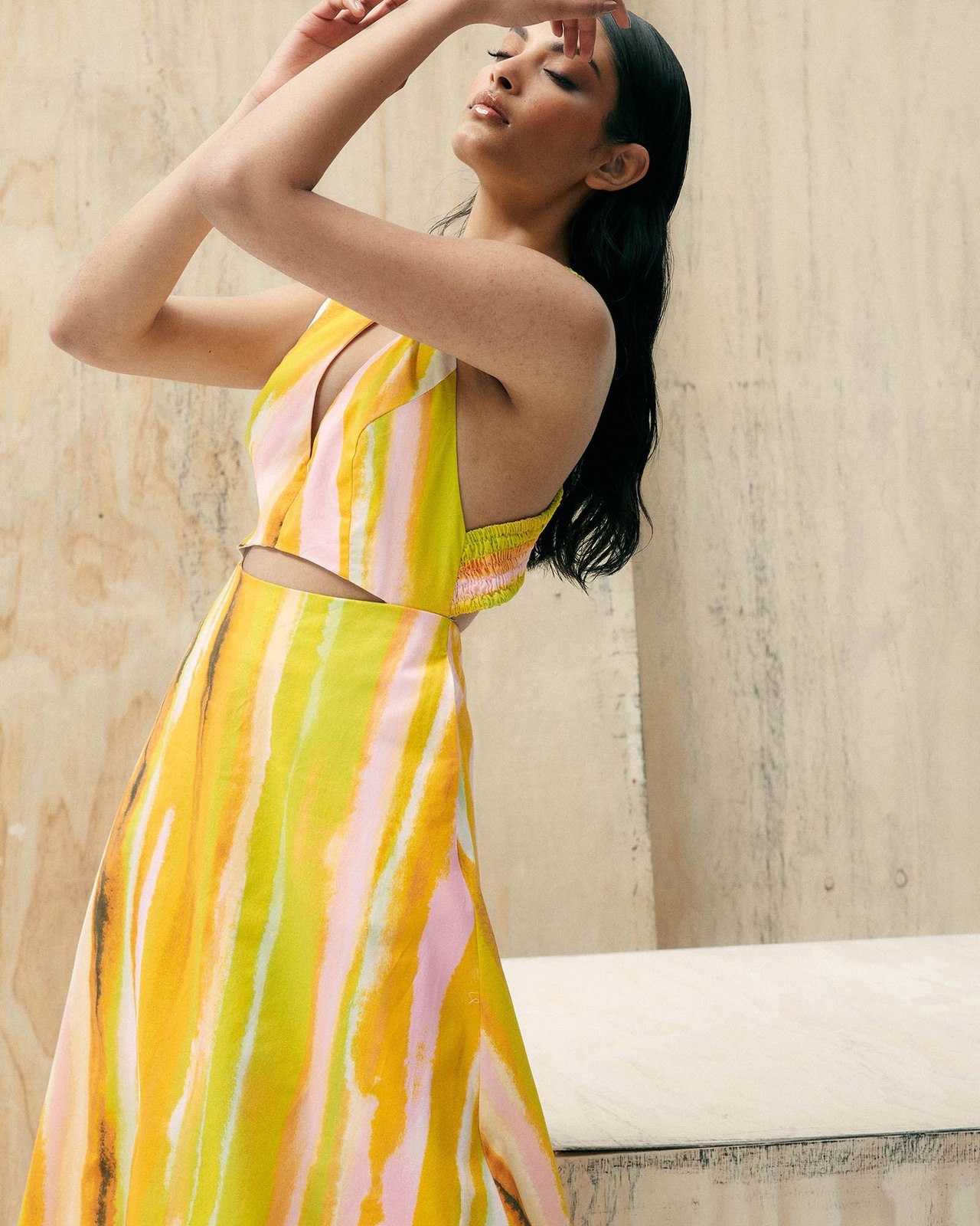 Sundream Cross Back Maxi Dress