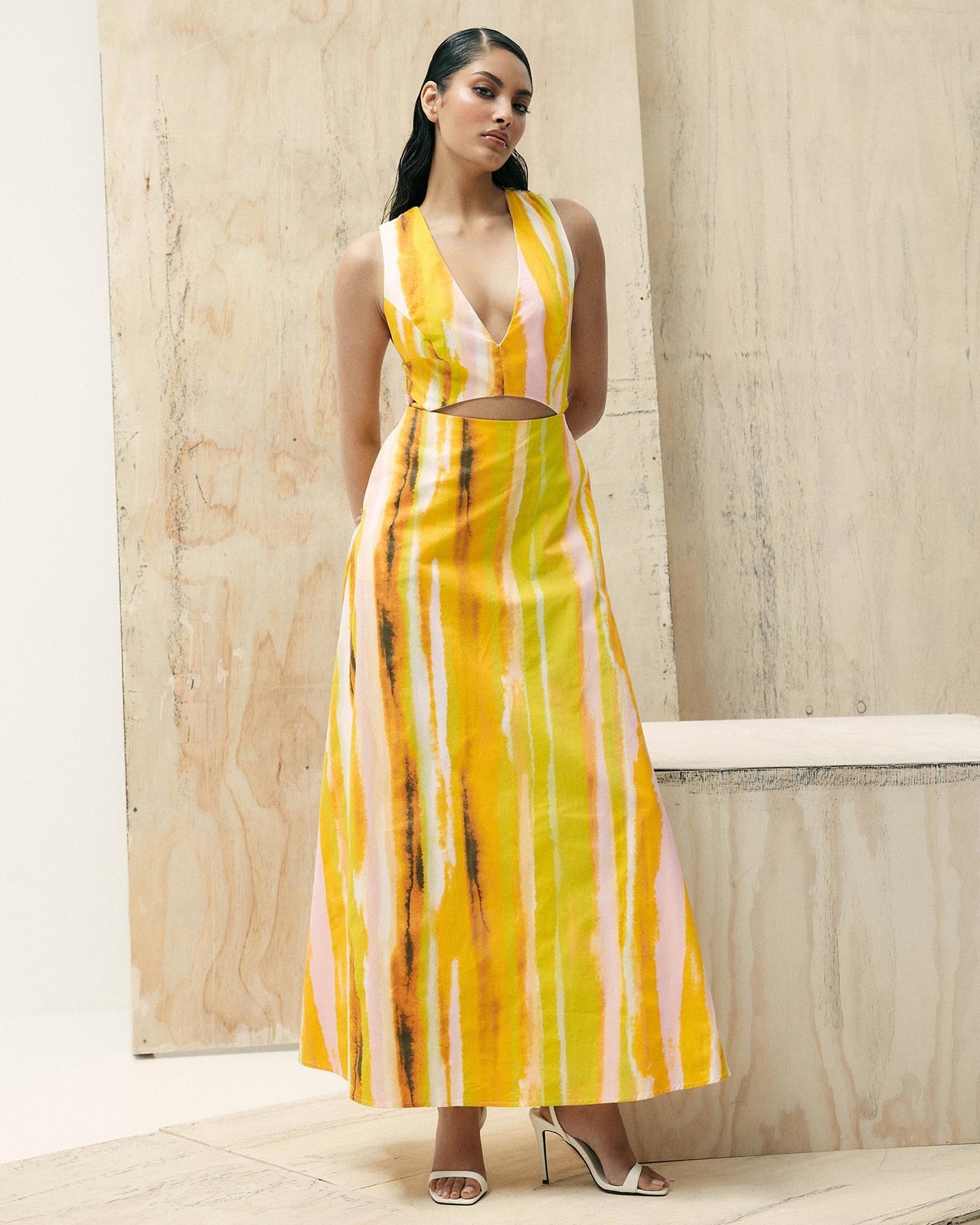 Sundream Cross Back Maxi Dress