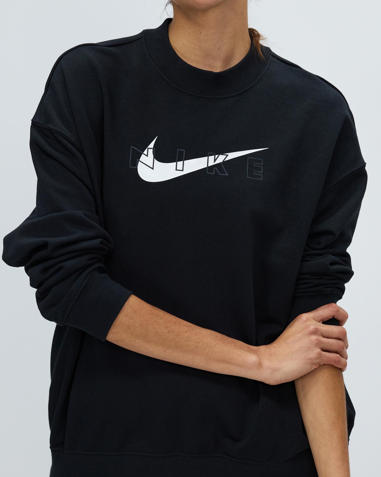 nike dri fit get fit crew