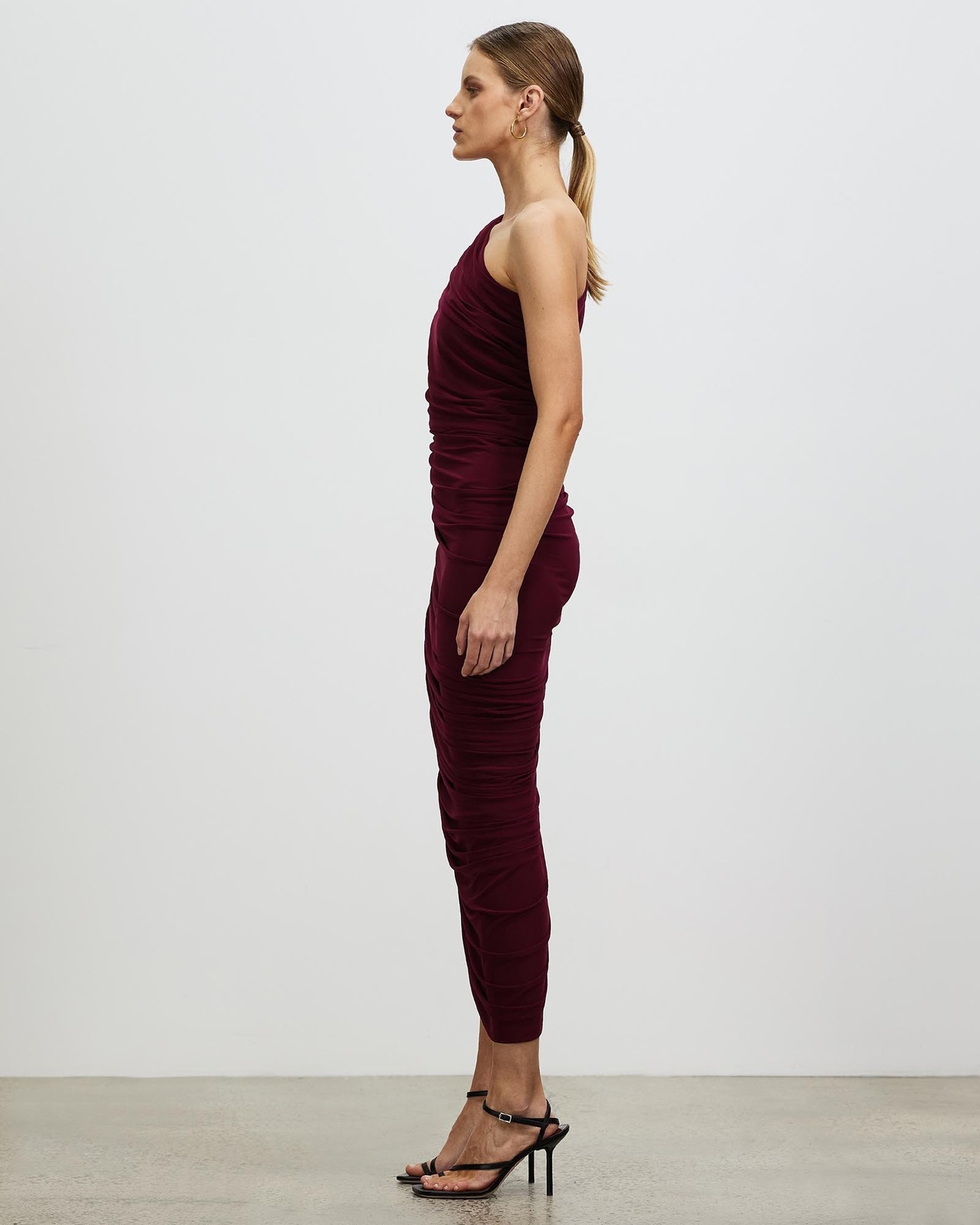 Norma Kamali Diana Gown - AirRobe Norma Kamali Diana Gown - AirRobe