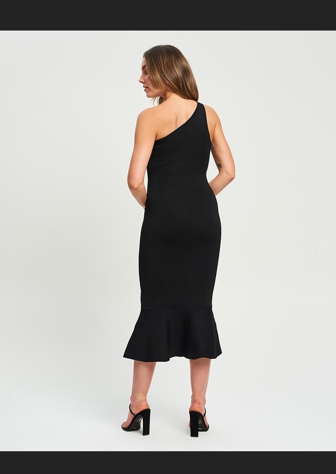 - auroa knit dress