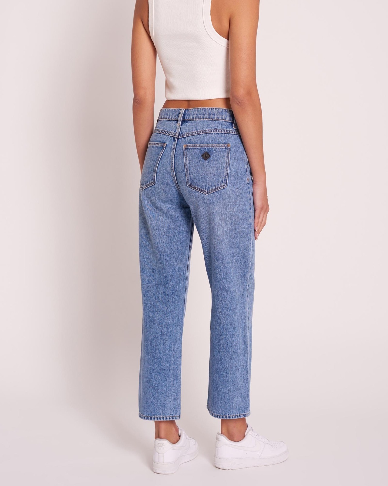 95 Mid Straight Crop Jeans