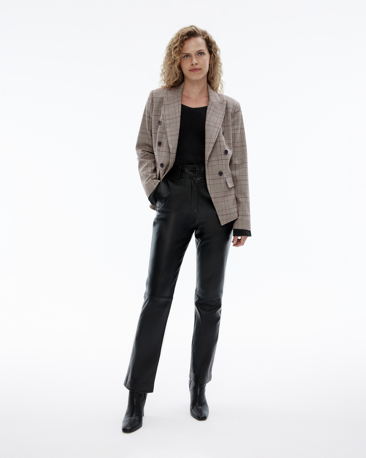 Rib Wide V Neck Knit