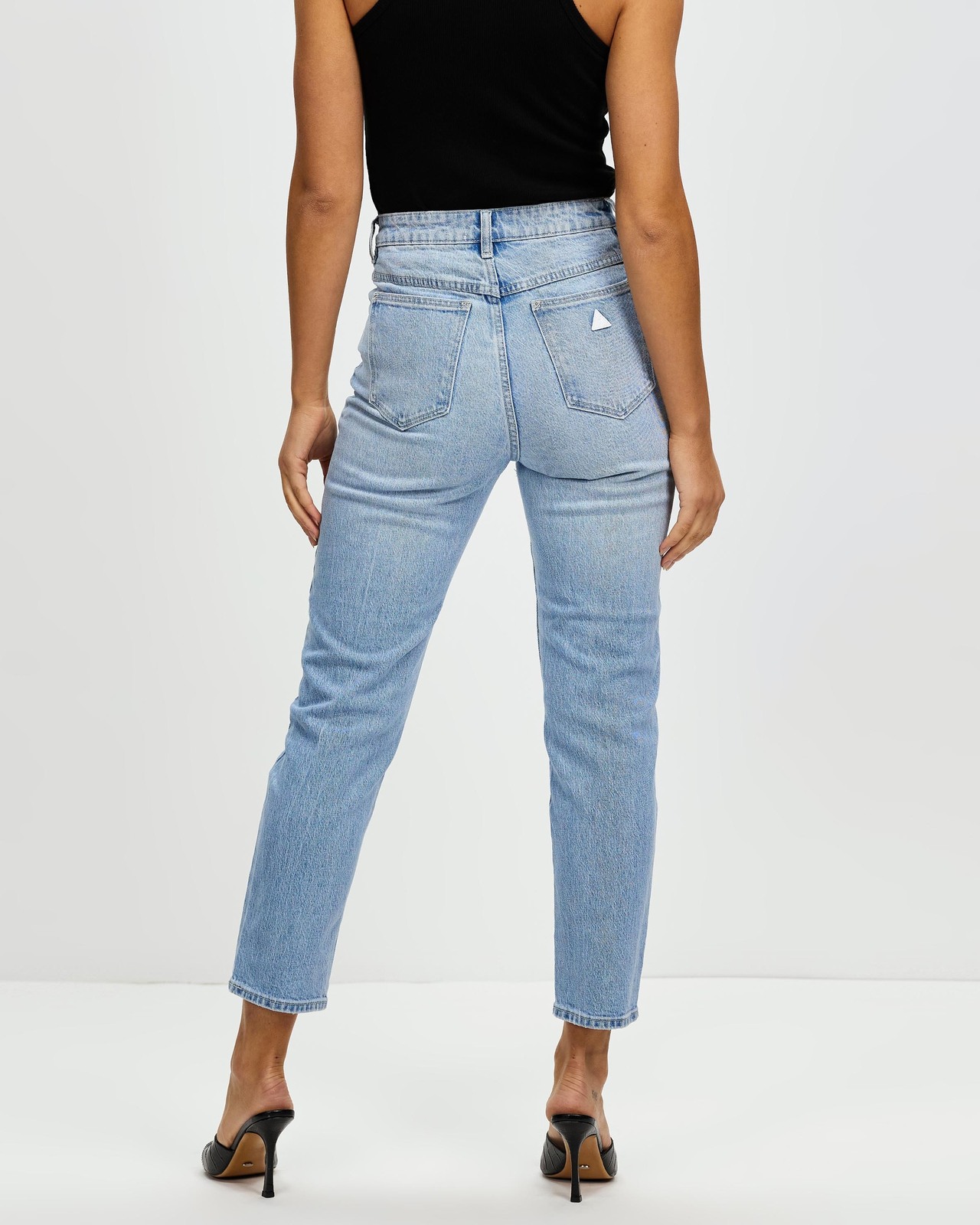 94 High Slim Jeans
