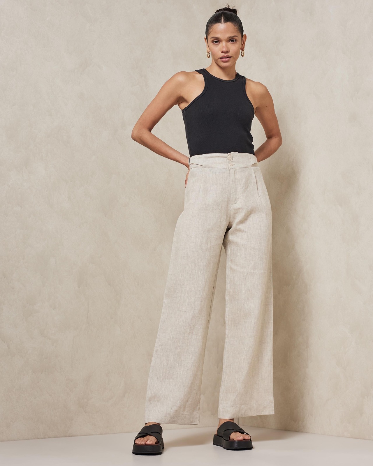 Tab Detail Linen Pants