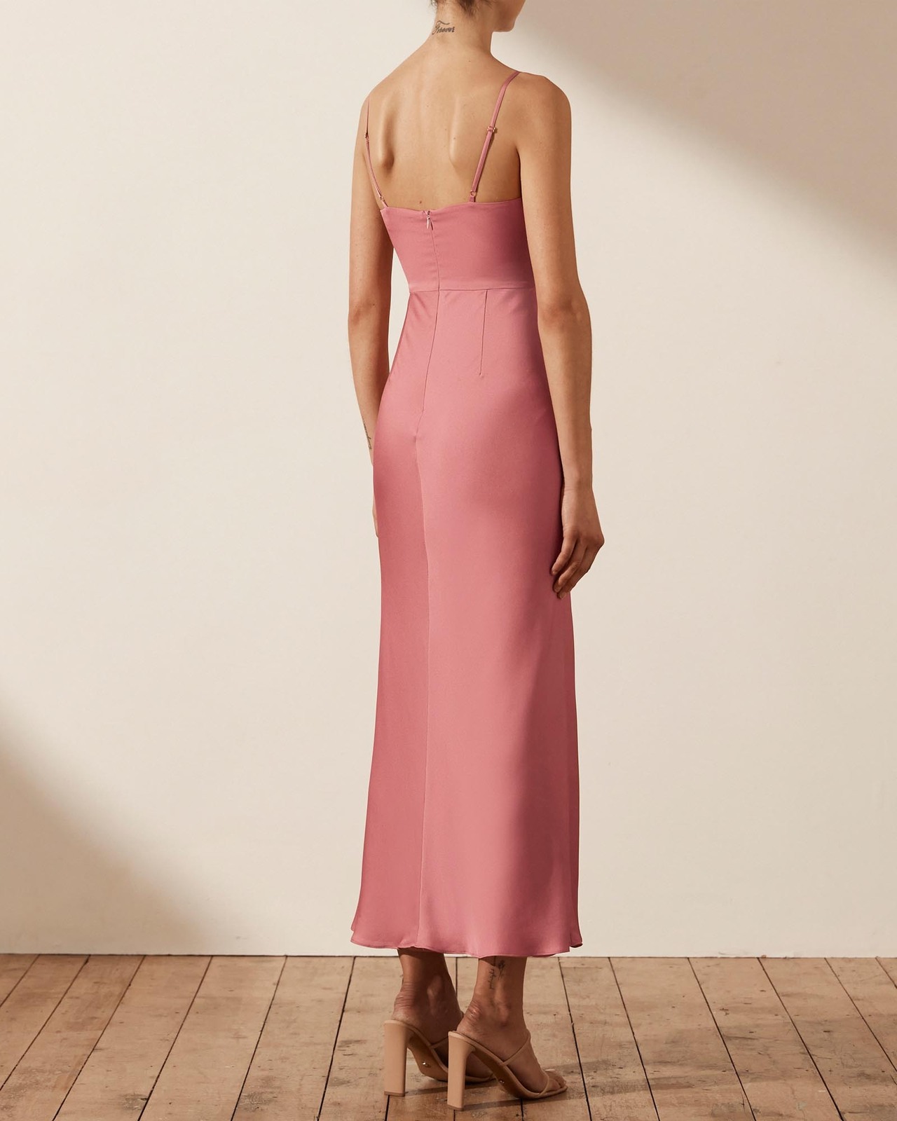 shona joy luxe twist front sleeveless midi dress Luxe Twist Front Shona Joy Mocha LUXE TWIST FRONT BALLOON SLEEVE MIDI DRESS MOCHA Parallel