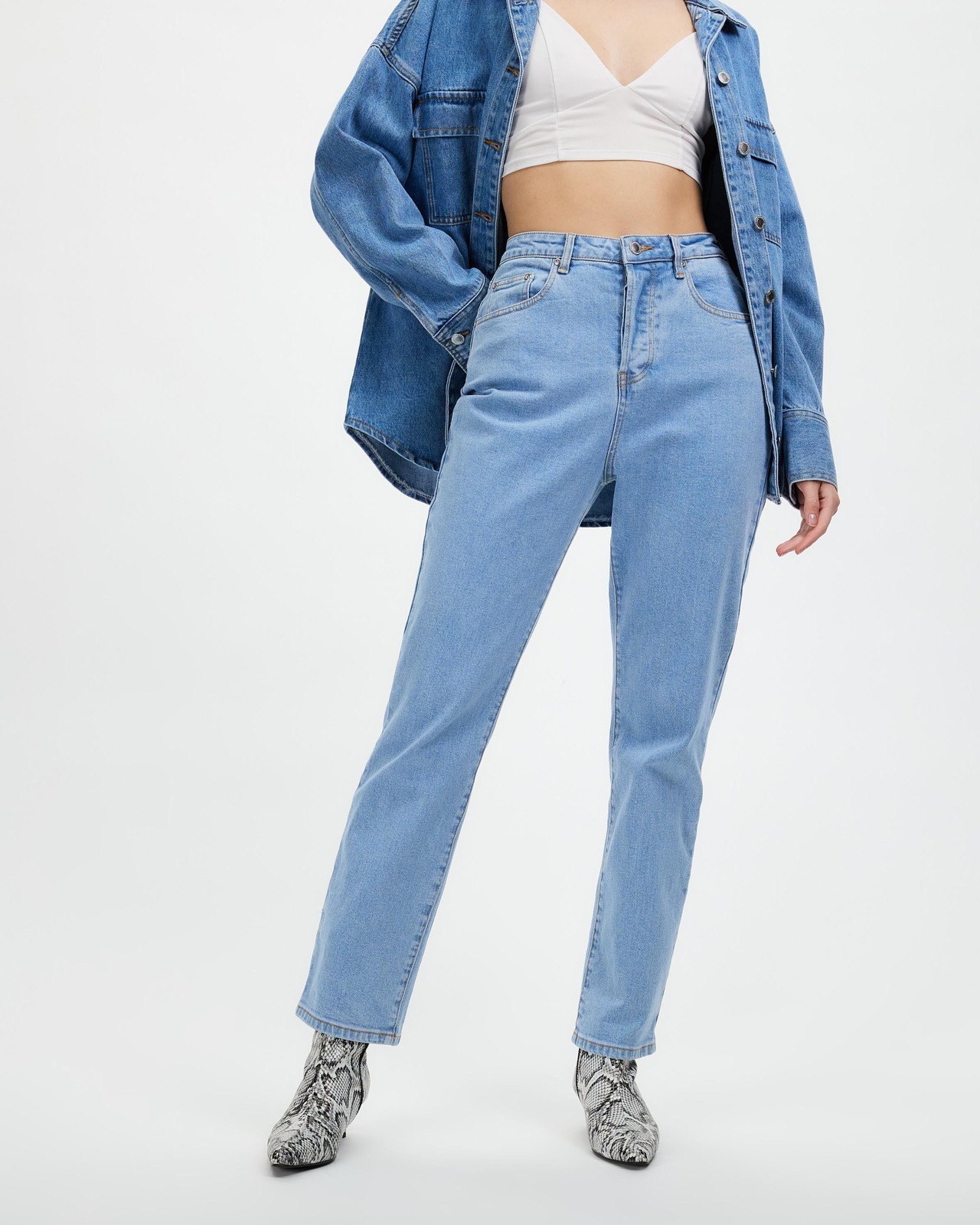 Billie Straight Leg Jeans
