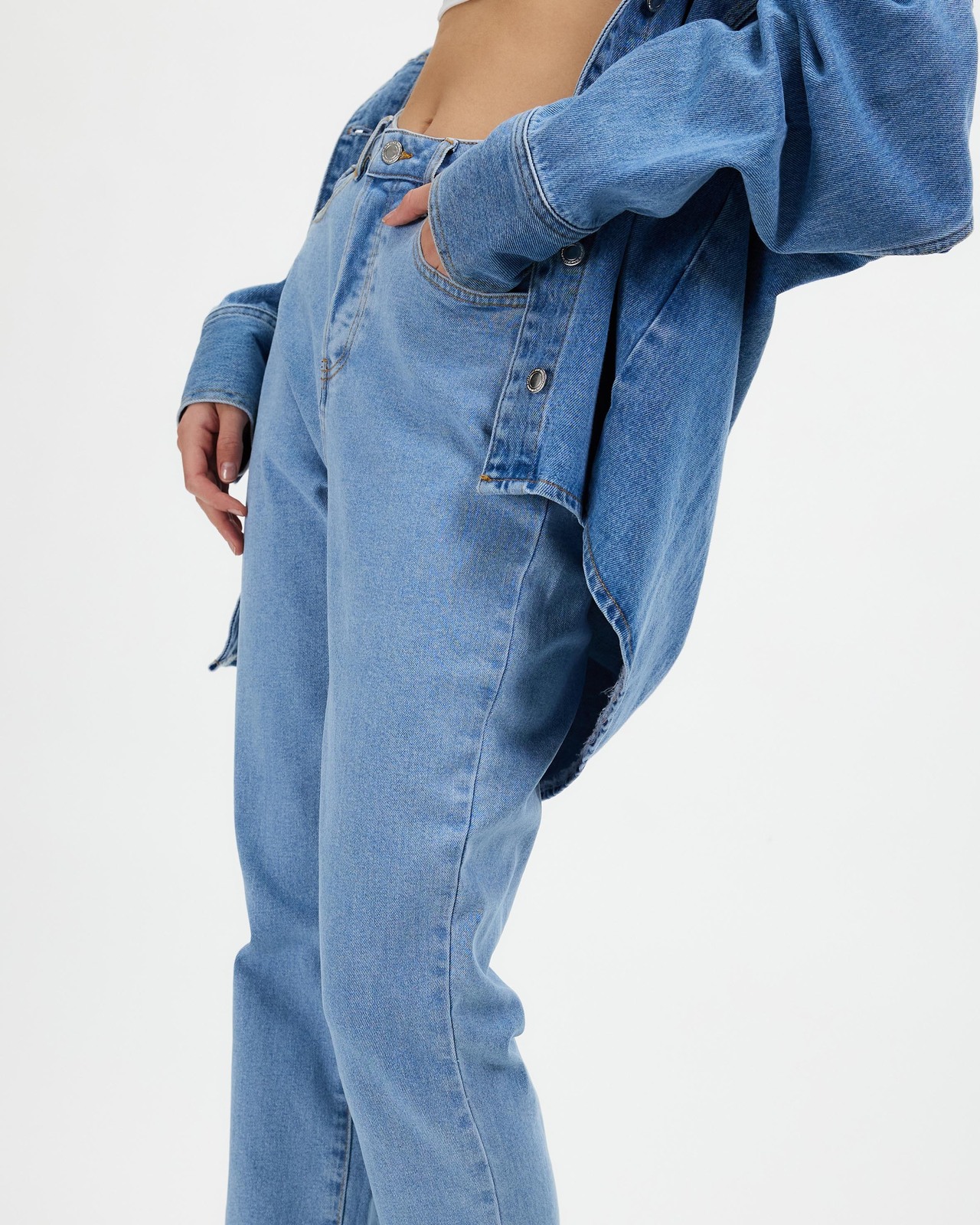 Billie Straight Leg Jeans