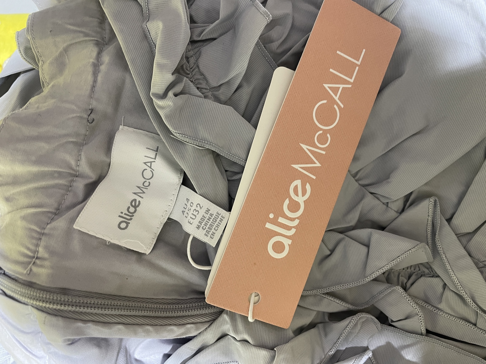 BNWT  MIST MOVE WITH ME DRESS - SIZE 4 AU/0 US (RRP $450)