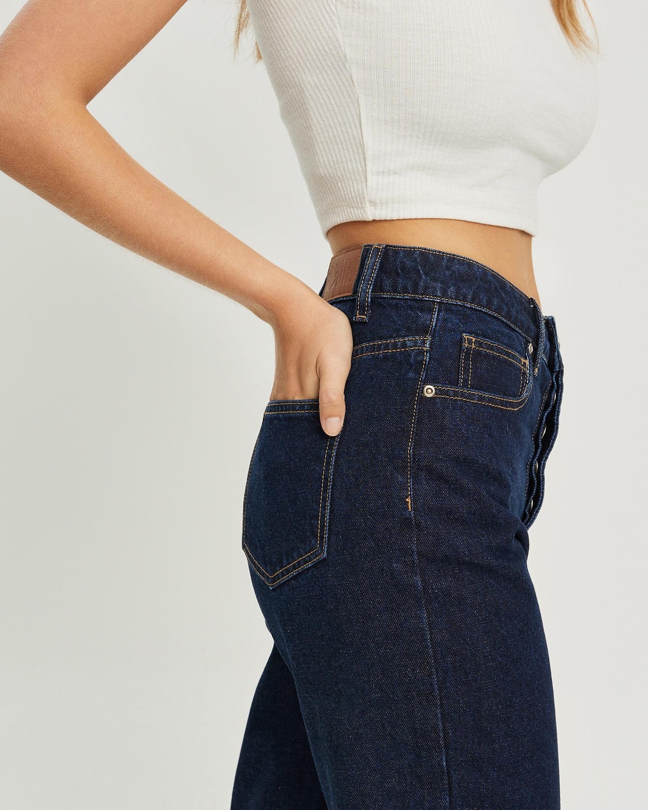 Eve Straight Jeans