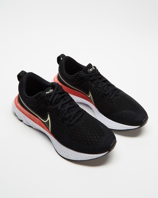 nike react infinity run flyknit 2 or pegasus 38