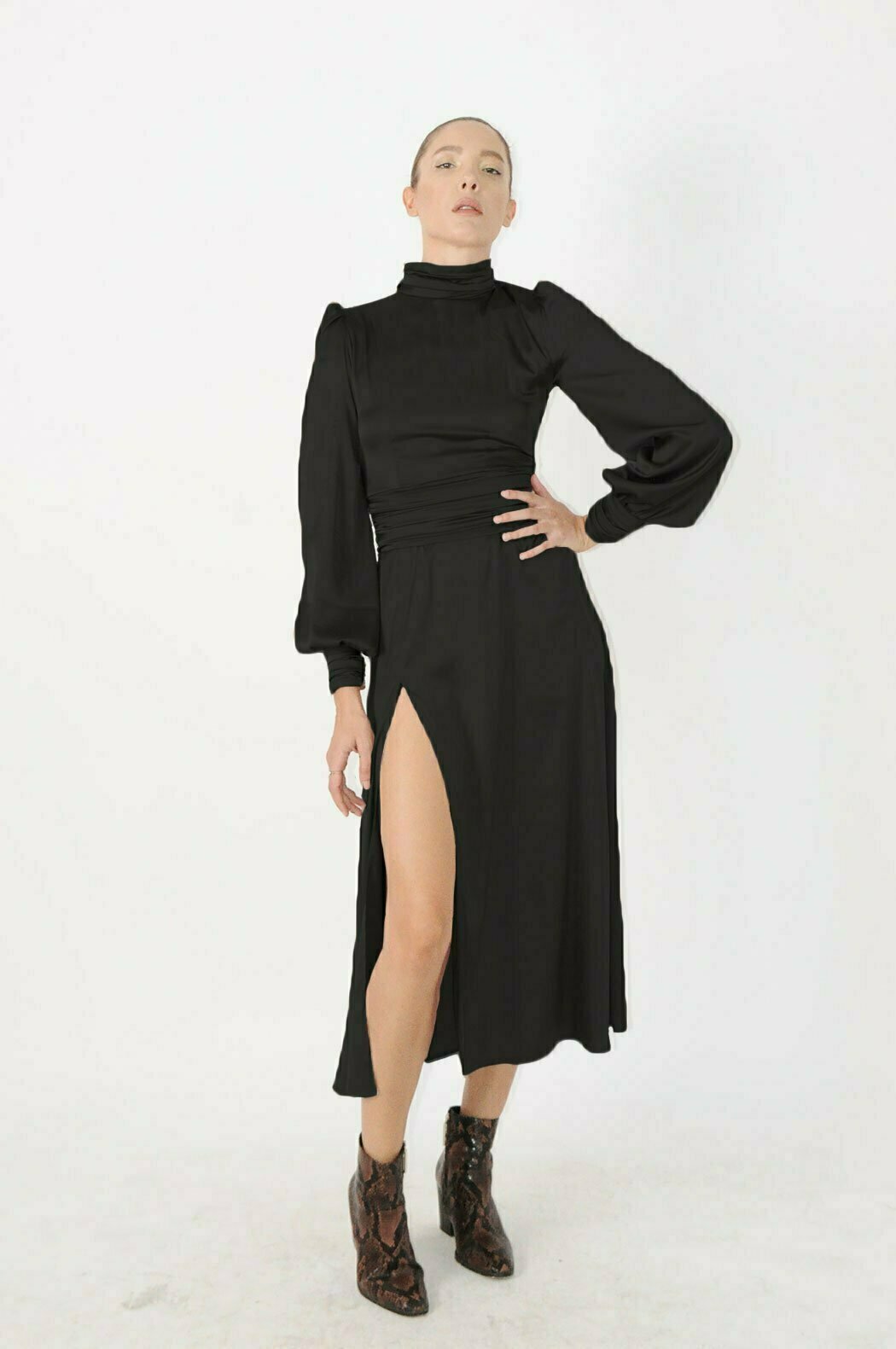 The Maiara Dress - Black