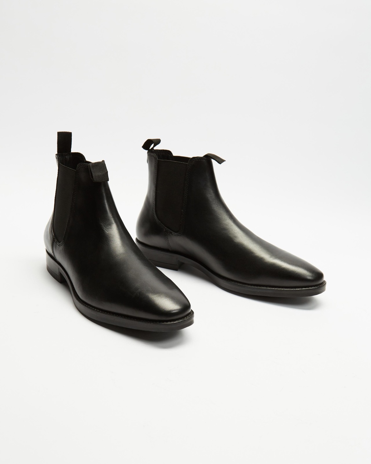 Carson Leather Gusset Boots