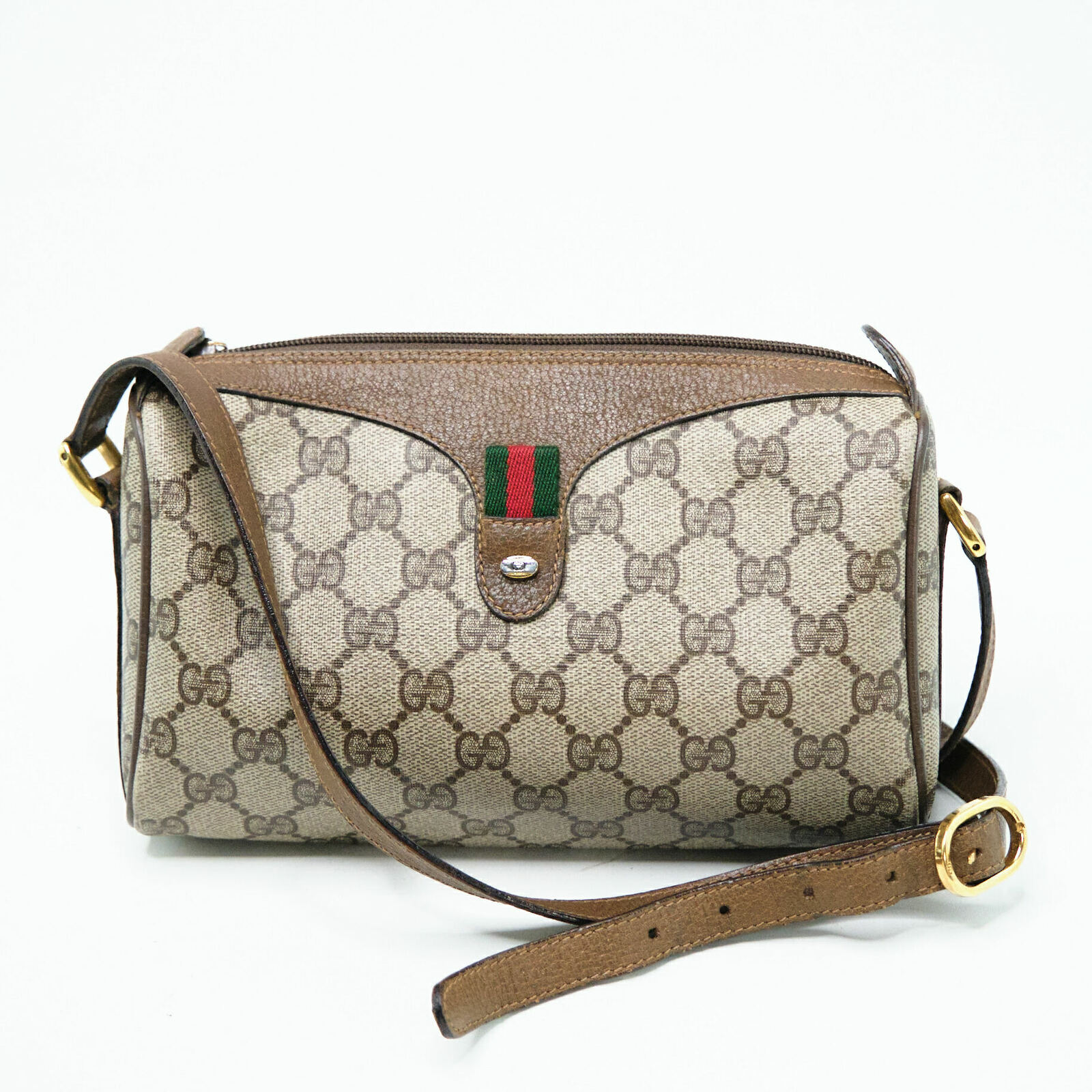 GG Supreme Crossbody Bag AirRobe