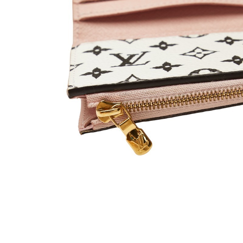 Giant Monogram Zoe Wallet AirRobe