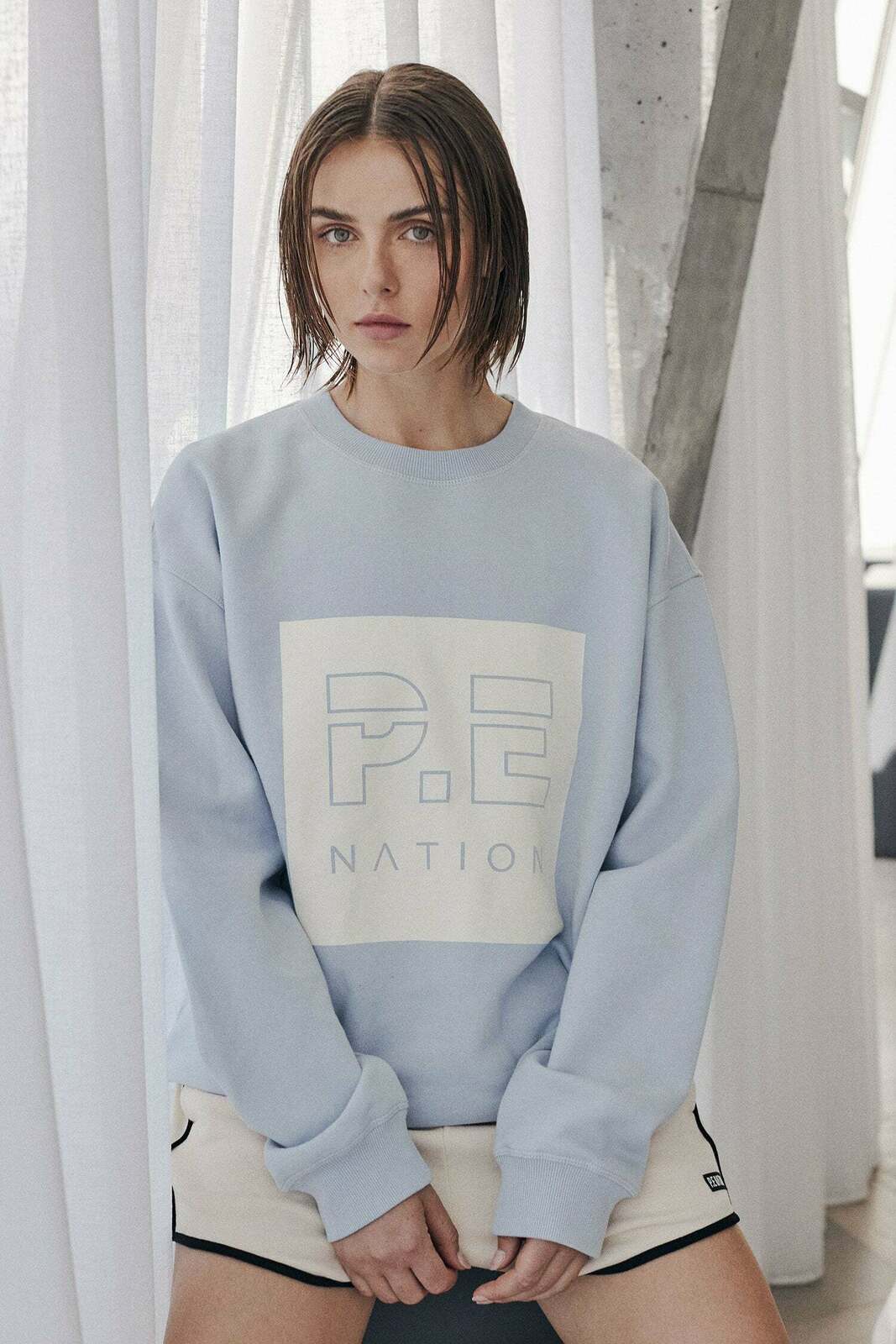 CUT SHOT SWEAT IN GREY DAWN