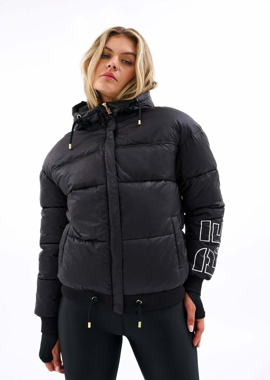 INFINITE JACKET IN BLACK