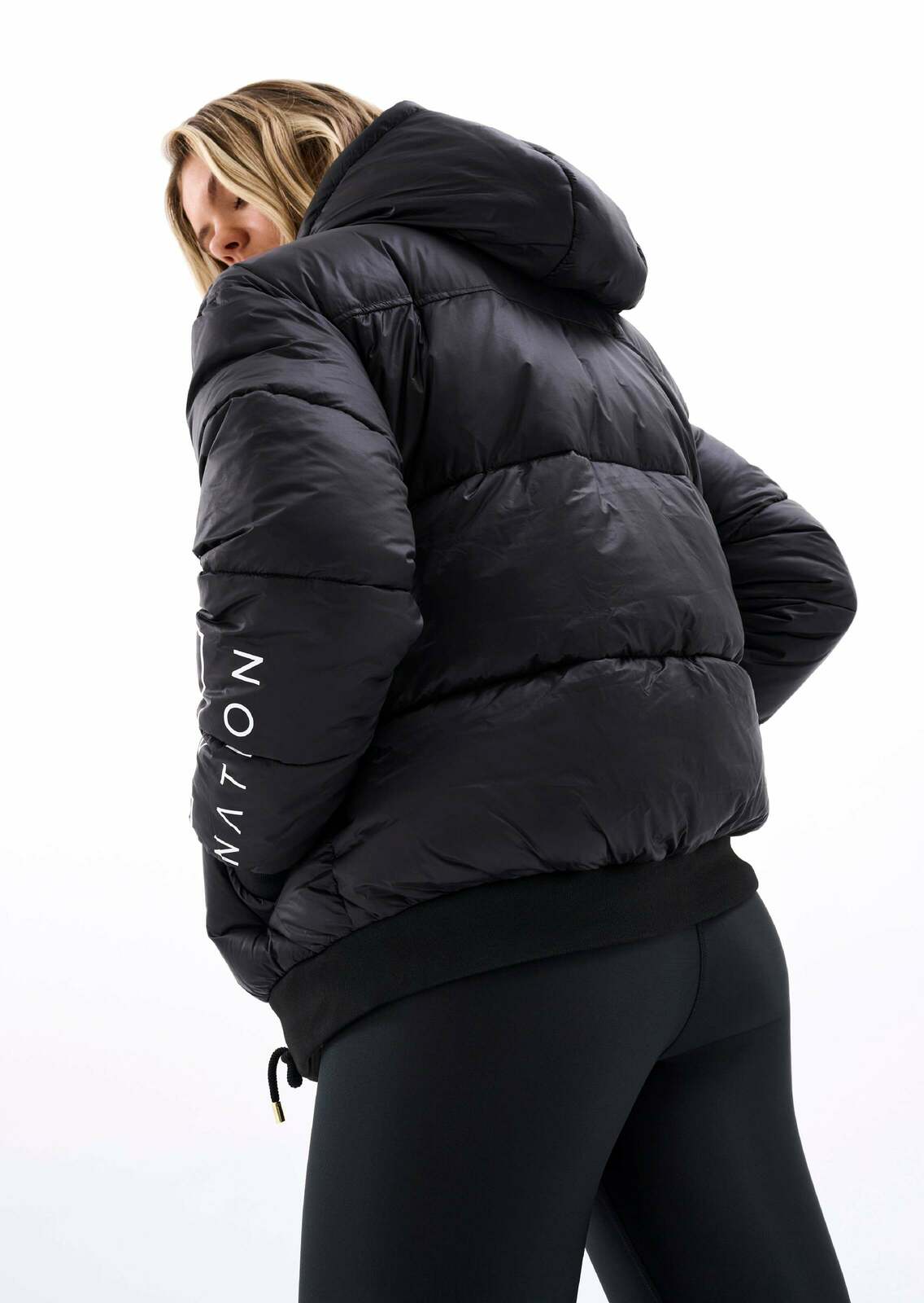 INFINITE JACKET IN BLACK