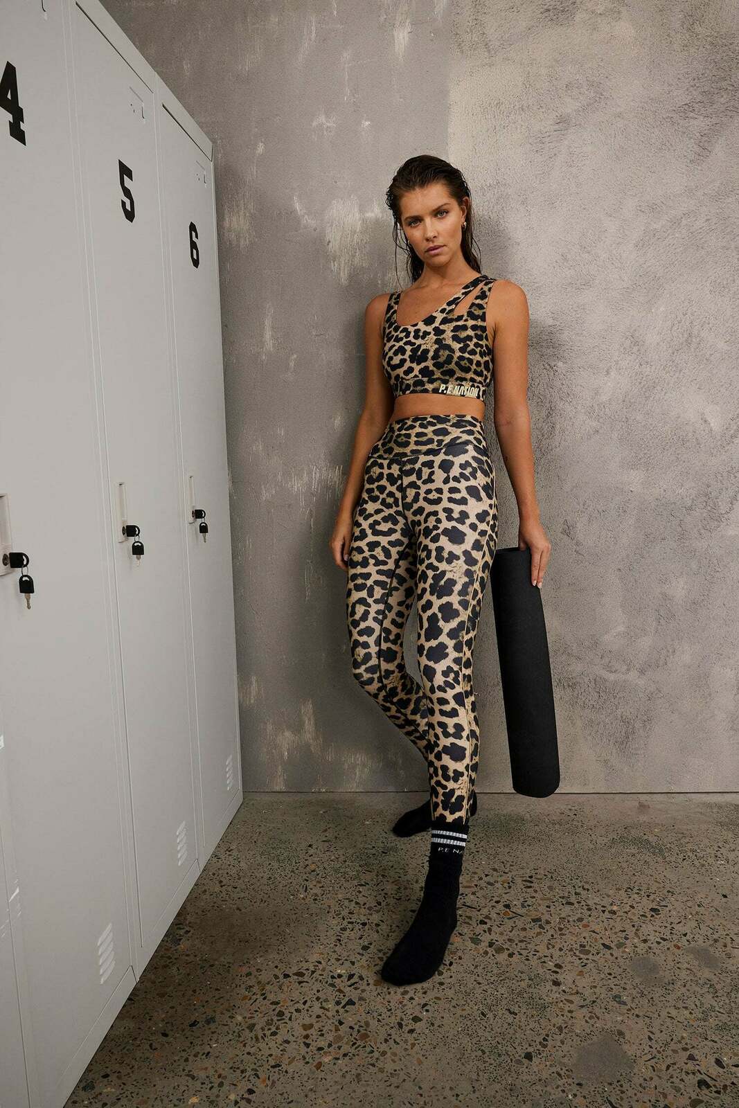 VALLEY LEGGING IN ANIMAL PRINT