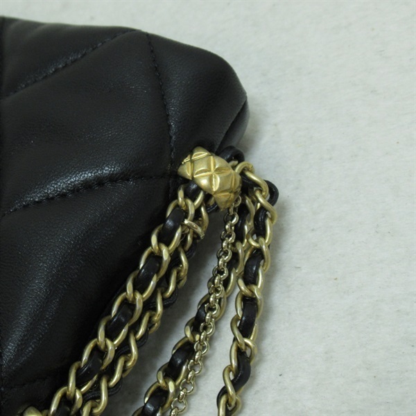Chanel CC Quilted Leather Chain Crossbody Bag AirRobe