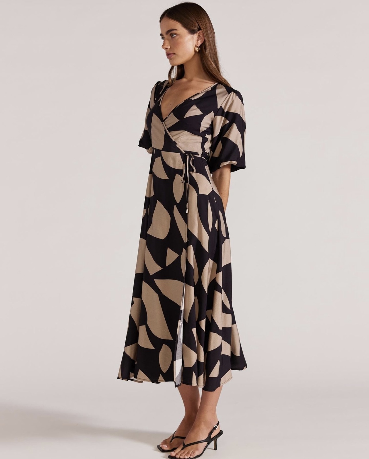 BNWT size 10 -Morella MIDI Wrap Dress