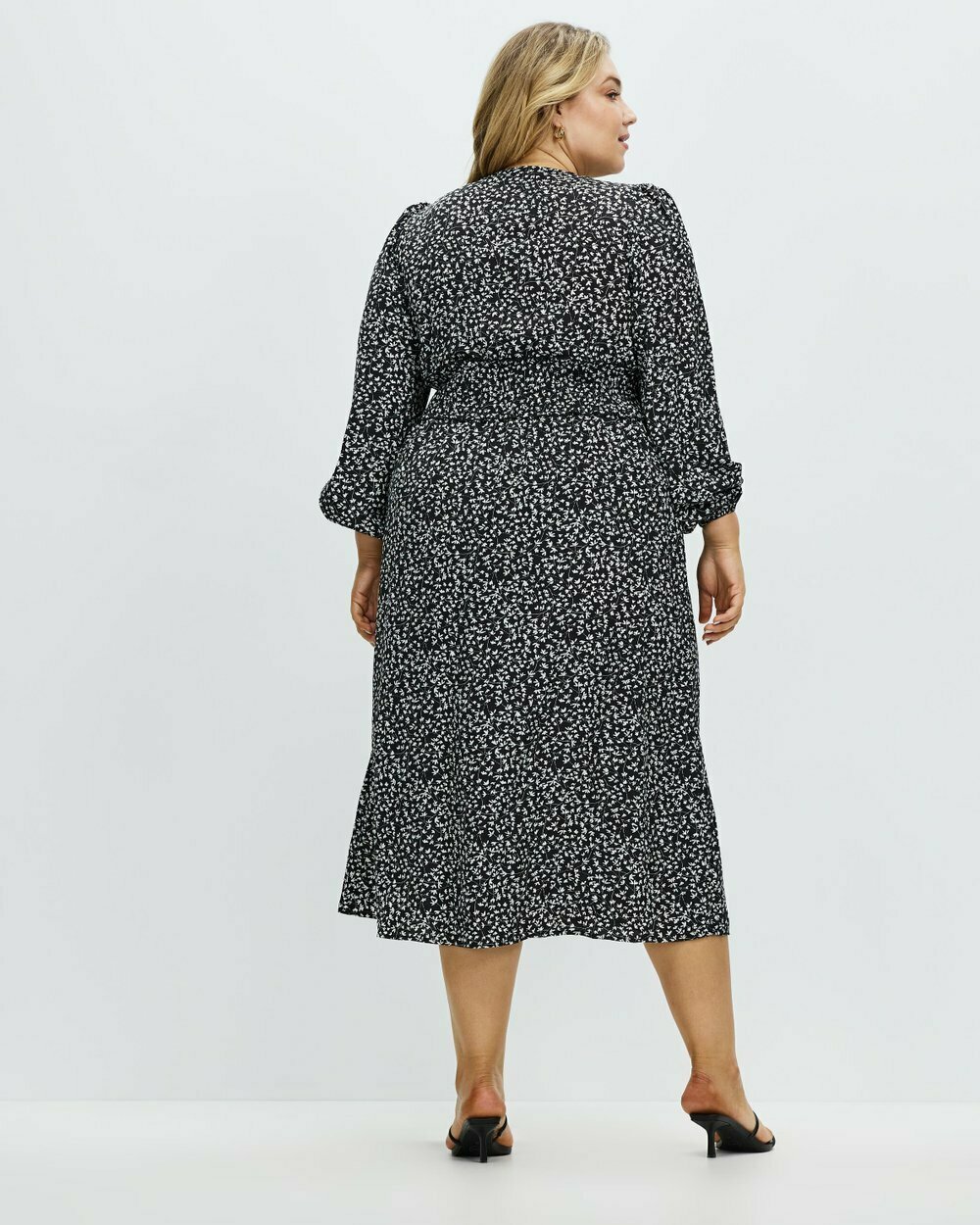 NWT Black & White Floral Print Midi/Full-Dress with Cinched Waist