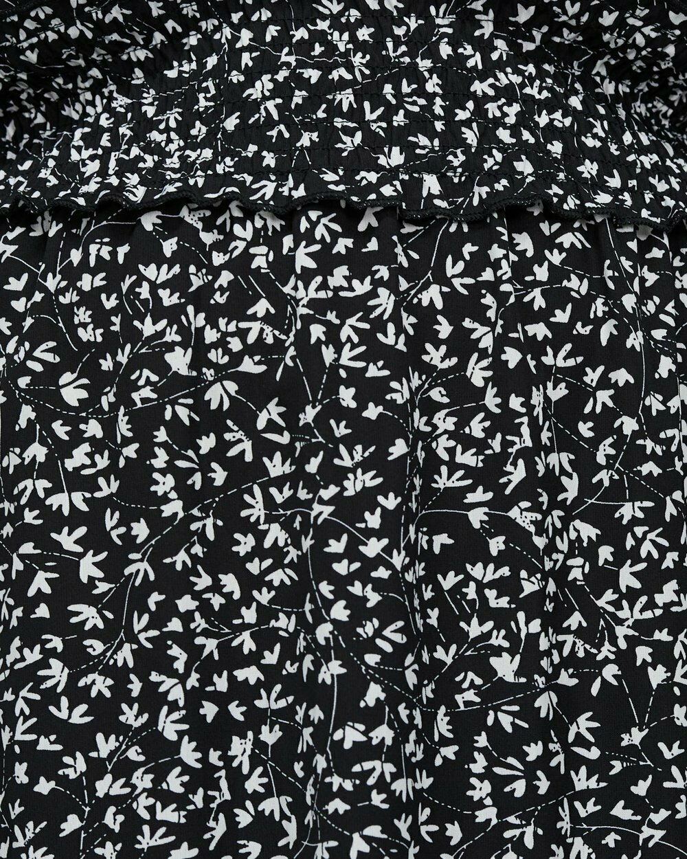 NWT Black & White Floral Print Midi/Full-Dress with Cinched Waist