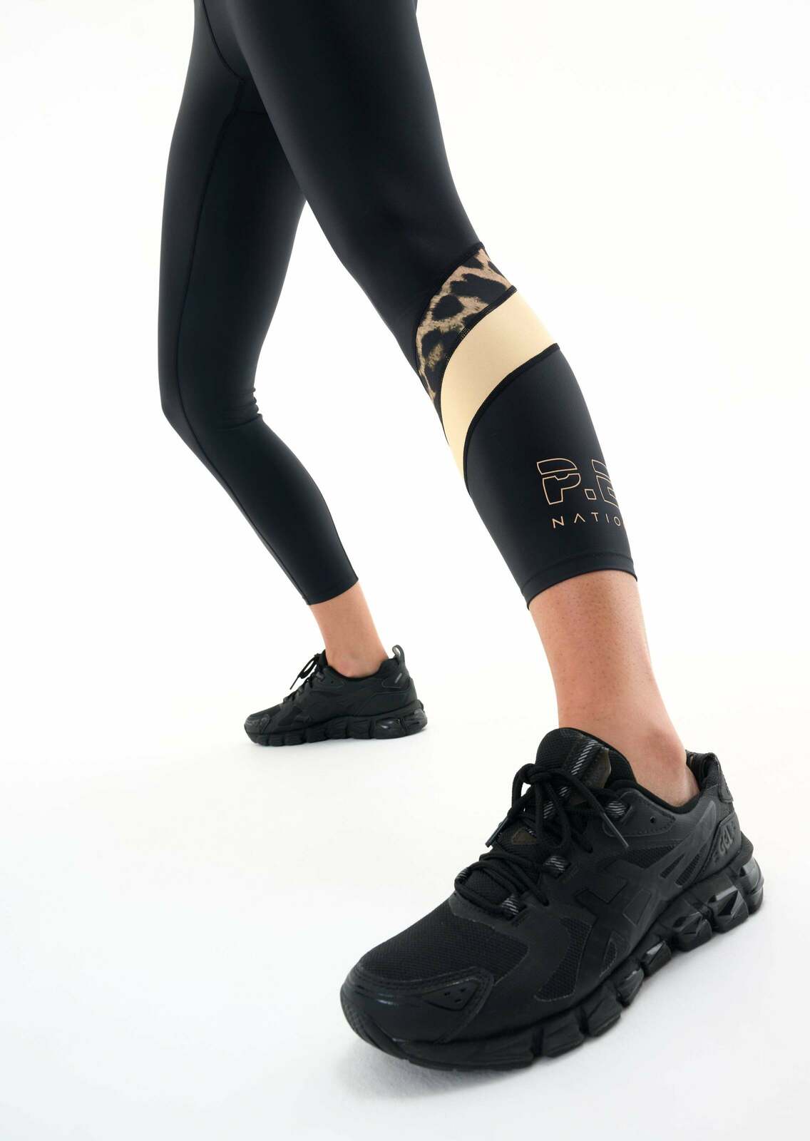 ALIGNMENT LEGGING IN BLACK
