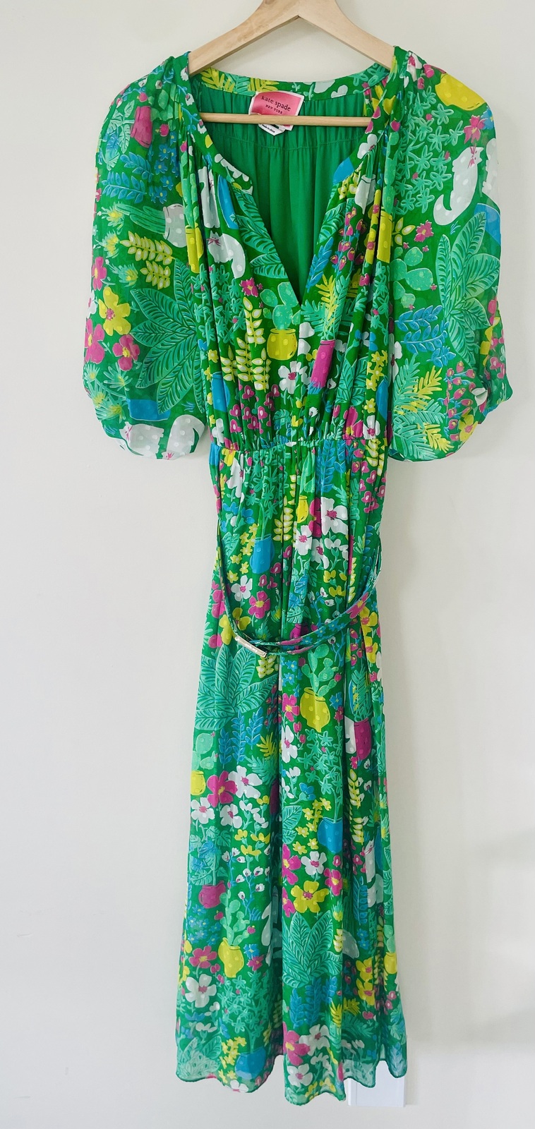 M*i様 美品✨ケイトスペード Garden Posy Silk Dress 定 Kate Spade Garden Posy Silk Dress In Desert Palm - AirRobe