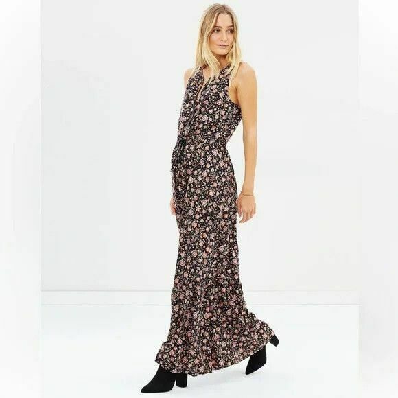 Marquisa Winter Floral Washed Black Floral Sleeveless Maxi Dress