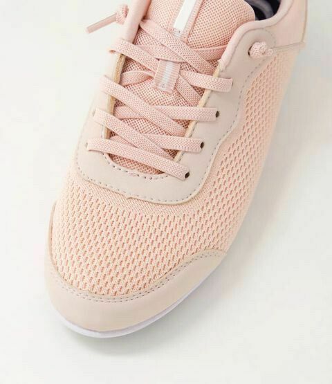 SUPERSOFT Serinati Pink Knit Sneakers NEW IN BOX