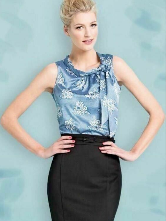 Meg Royce Blue Floral Satin Tie Bow Collar Sleeveless Blouse