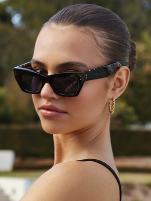 Pared Eyewear X Bec & Bridge - Petite Amour Dark Tortoise  display picture 1