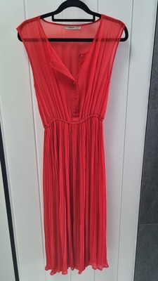 Thurley Ruby red pleated skirt midi dress - AirRobe