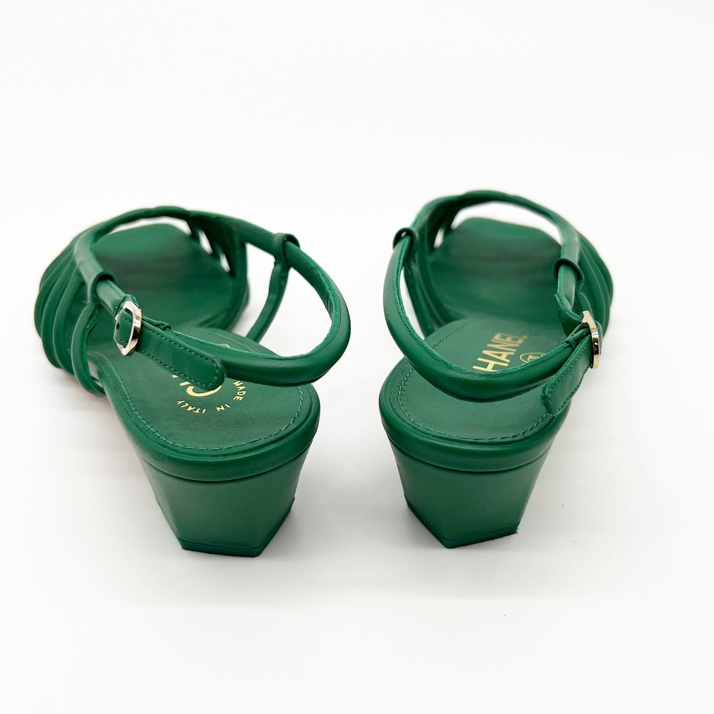Chanel Green Slingbacks Sz 36 - AirRobe