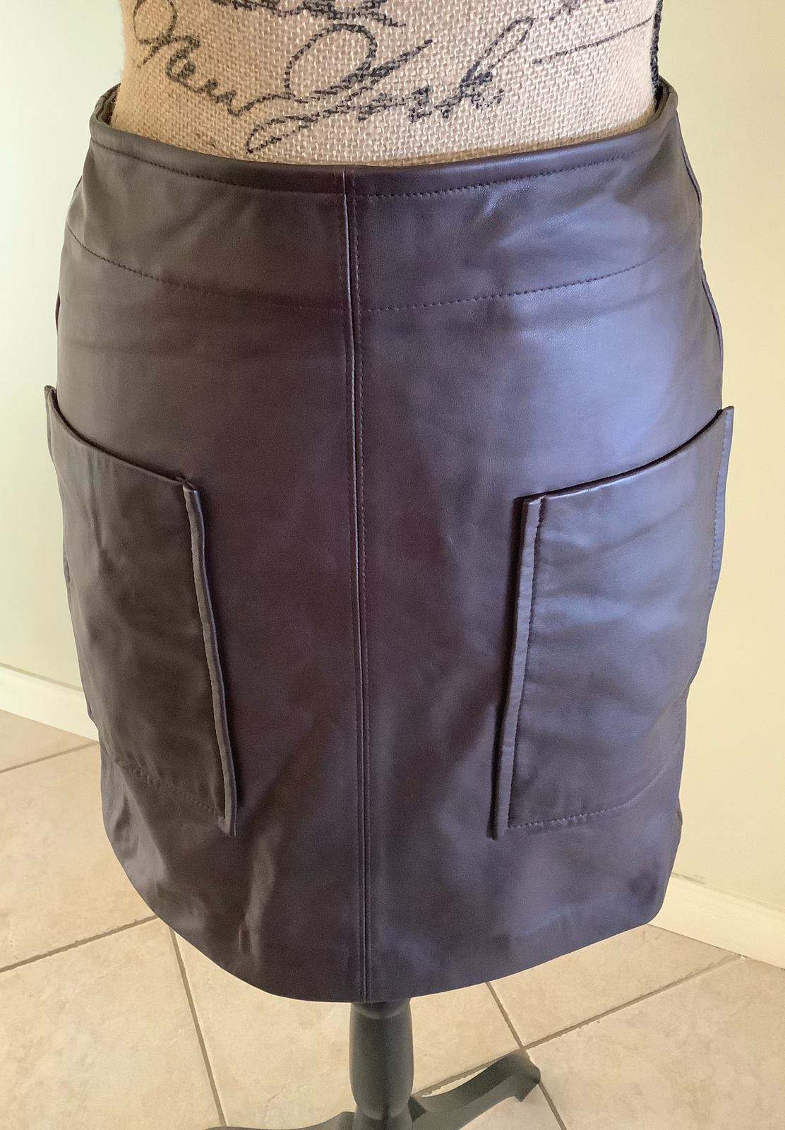 Pocket Detail Leather Skirt