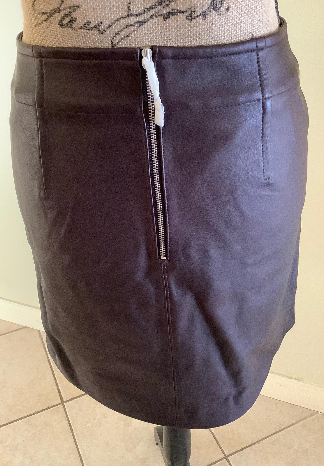 Pocket Detail Leather Skirt