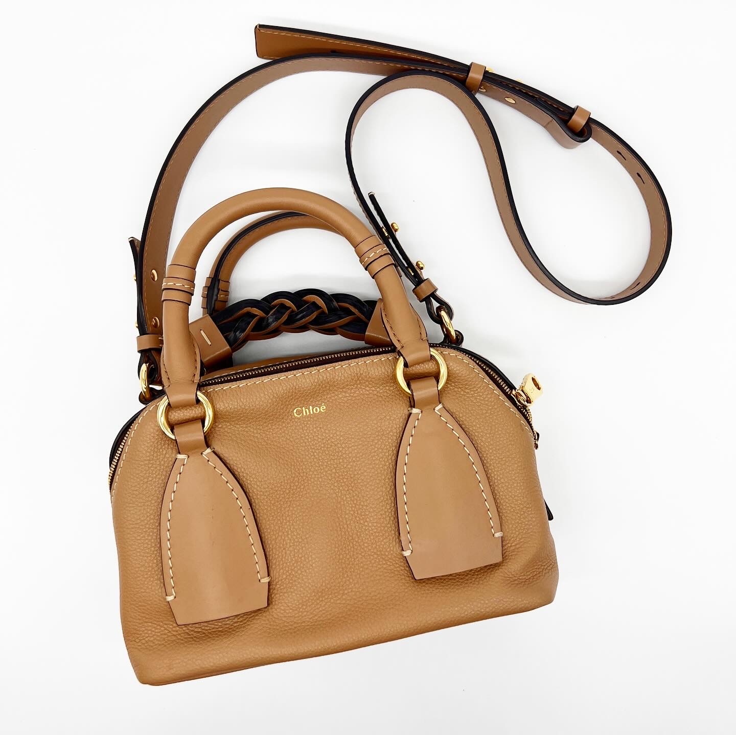 【Chloé】DARIA（ミディアムサイズ） Chloe Medium Daria Bag in Full Blue | Designer Bags – COSETTE