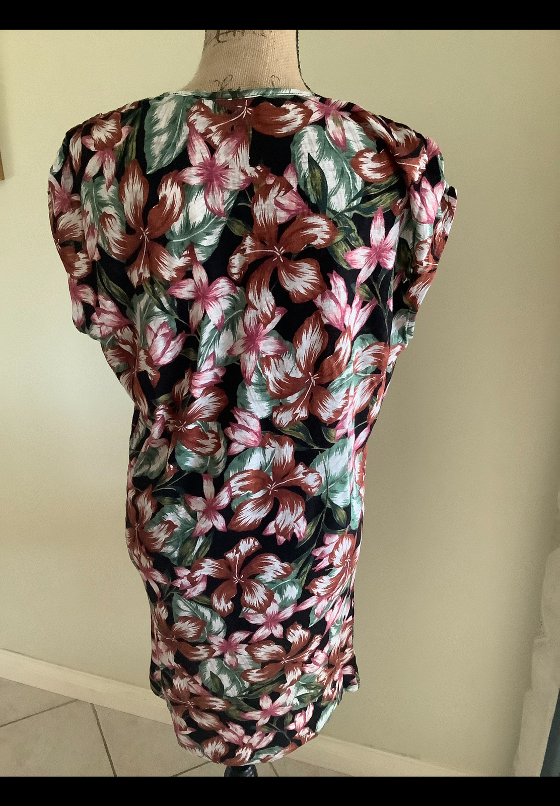 ‘Hibiscus’ Print Wedge Dress
