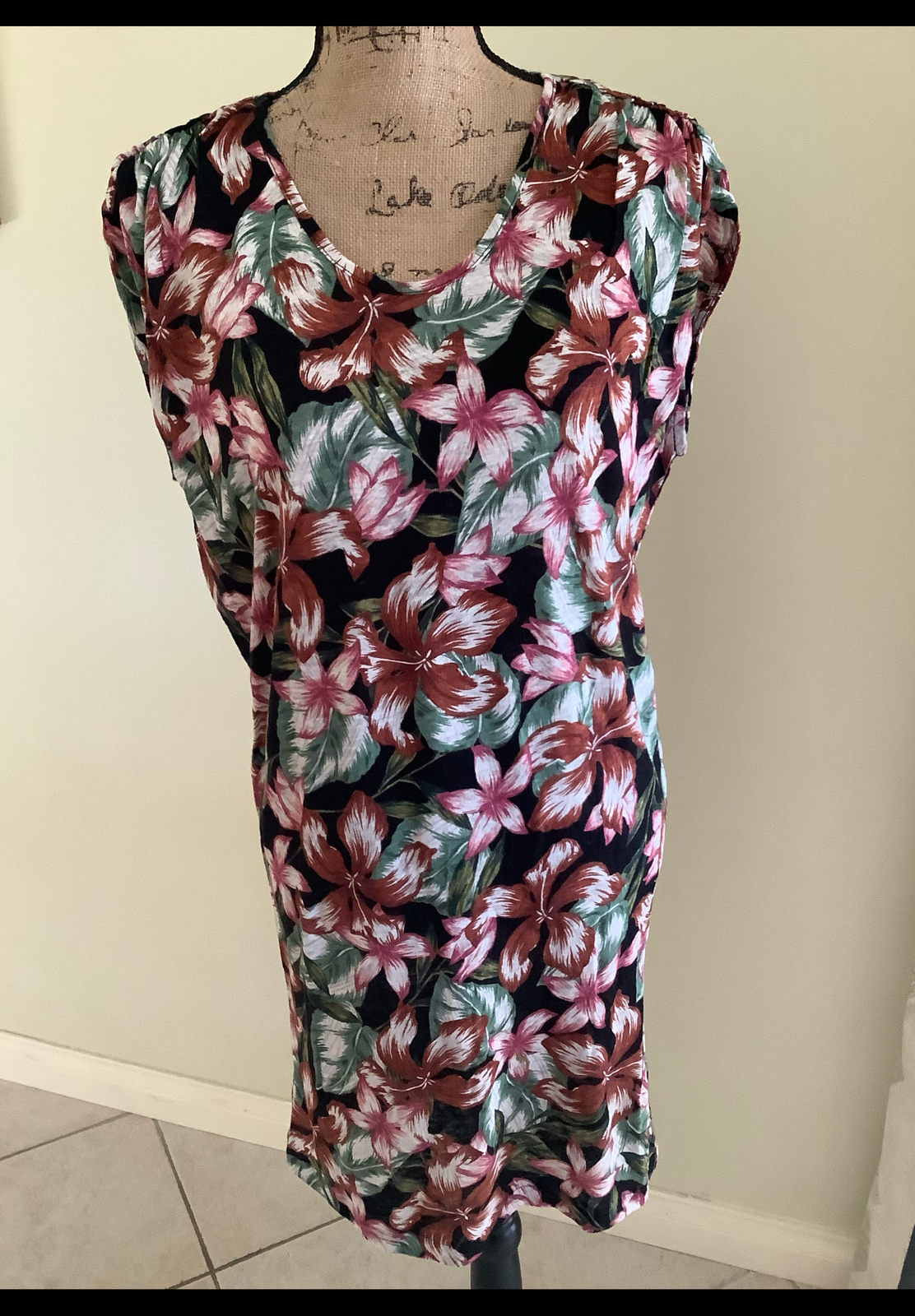 ‘Hibiscus’ Print Wedge Dress