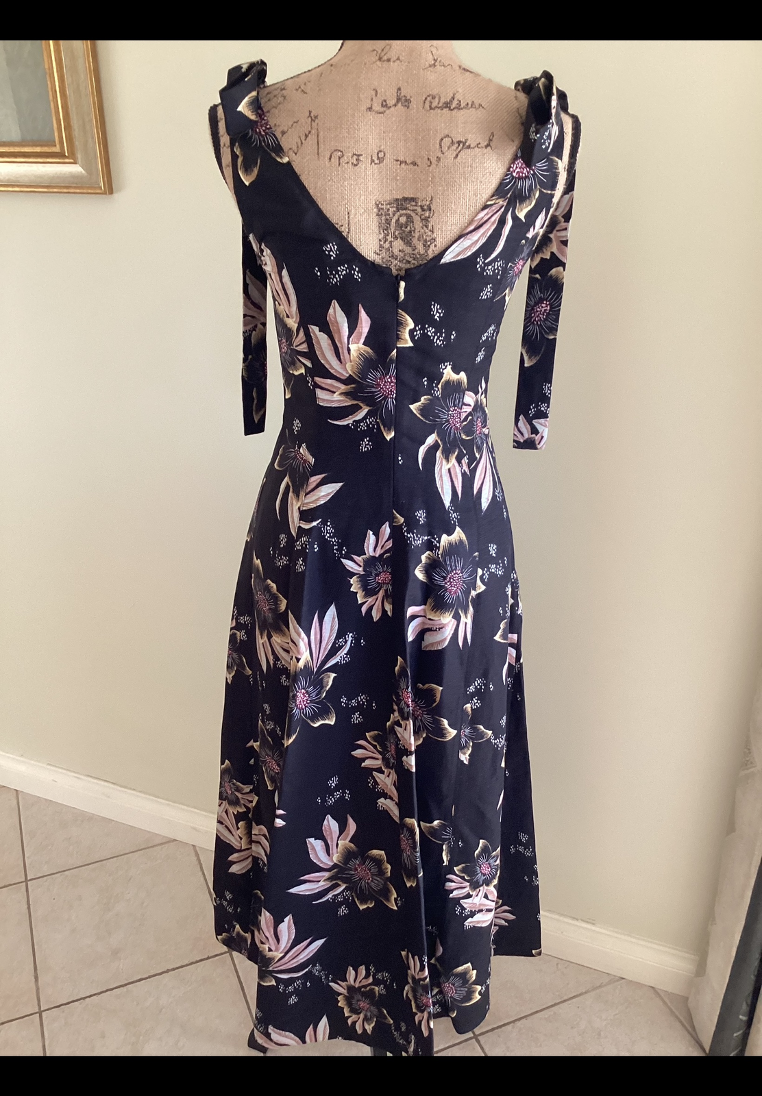 ‘Hibiscus’ Print Tie Dress’