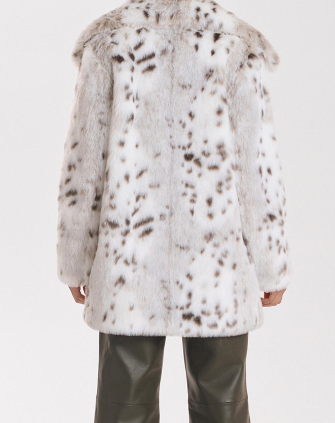 Minimalist Faux Fur jacket