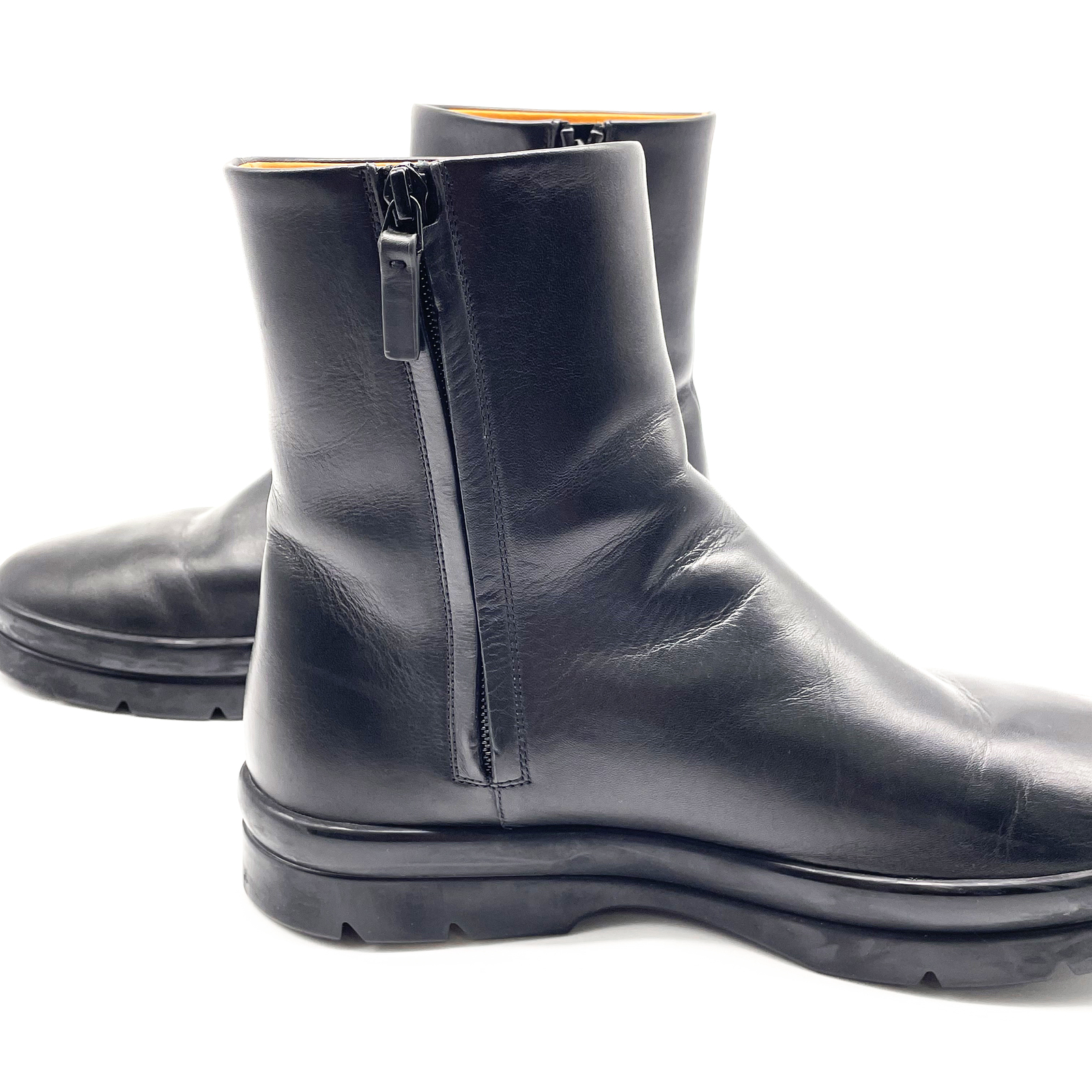 THE ROW Black Boots Sz 39 - AirRobe