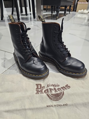 Dr Martens Vintage 1460 8-Eye Boots - Unisex - AirRobe