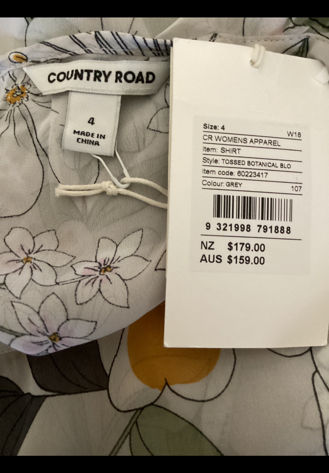 ‘Tossed Botanical’ Blouse