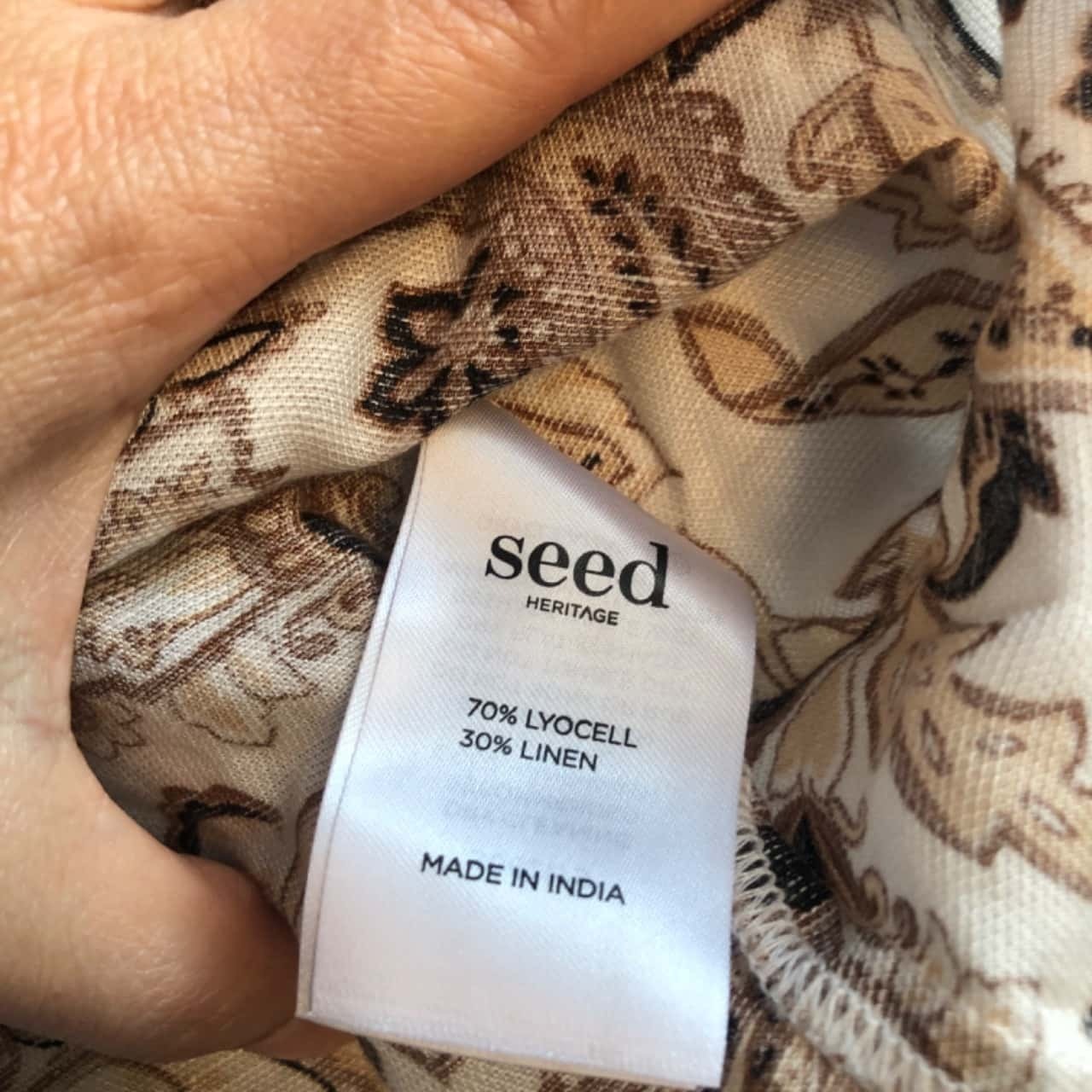 Linen Paisley Blouson Top