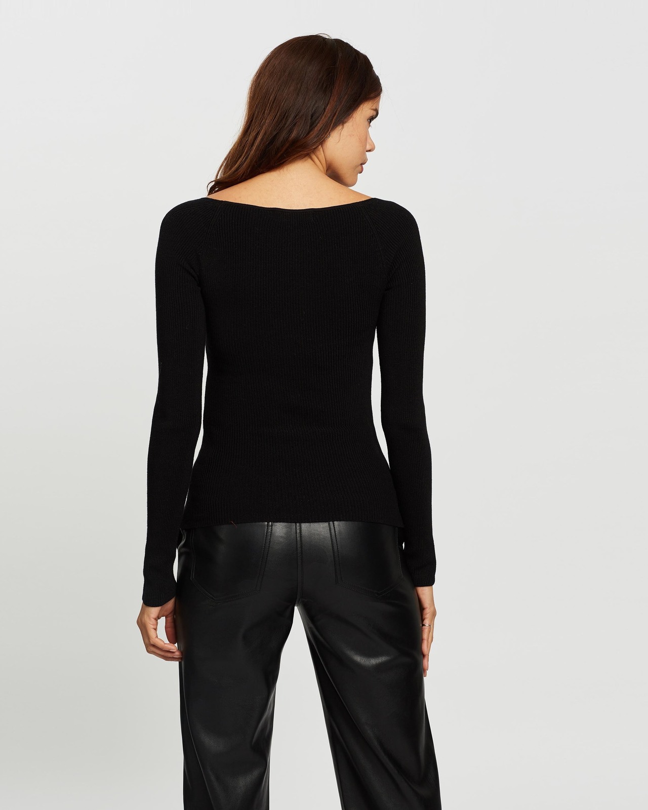 Sweet Heart Neckline Knit